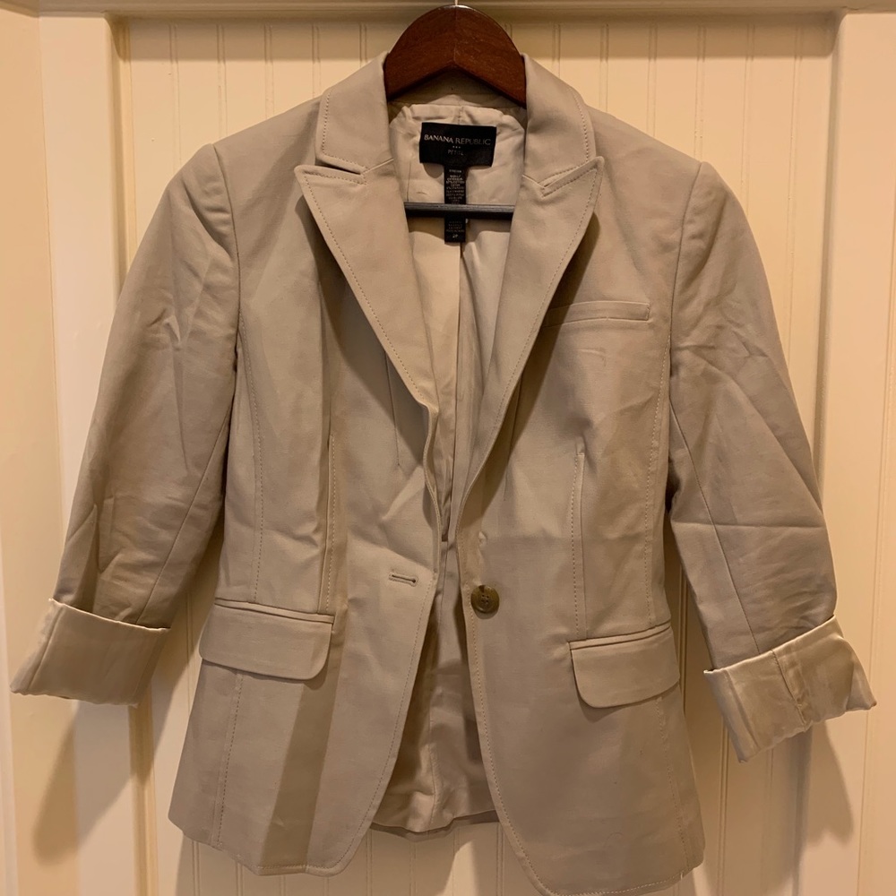 Tan colored blazer